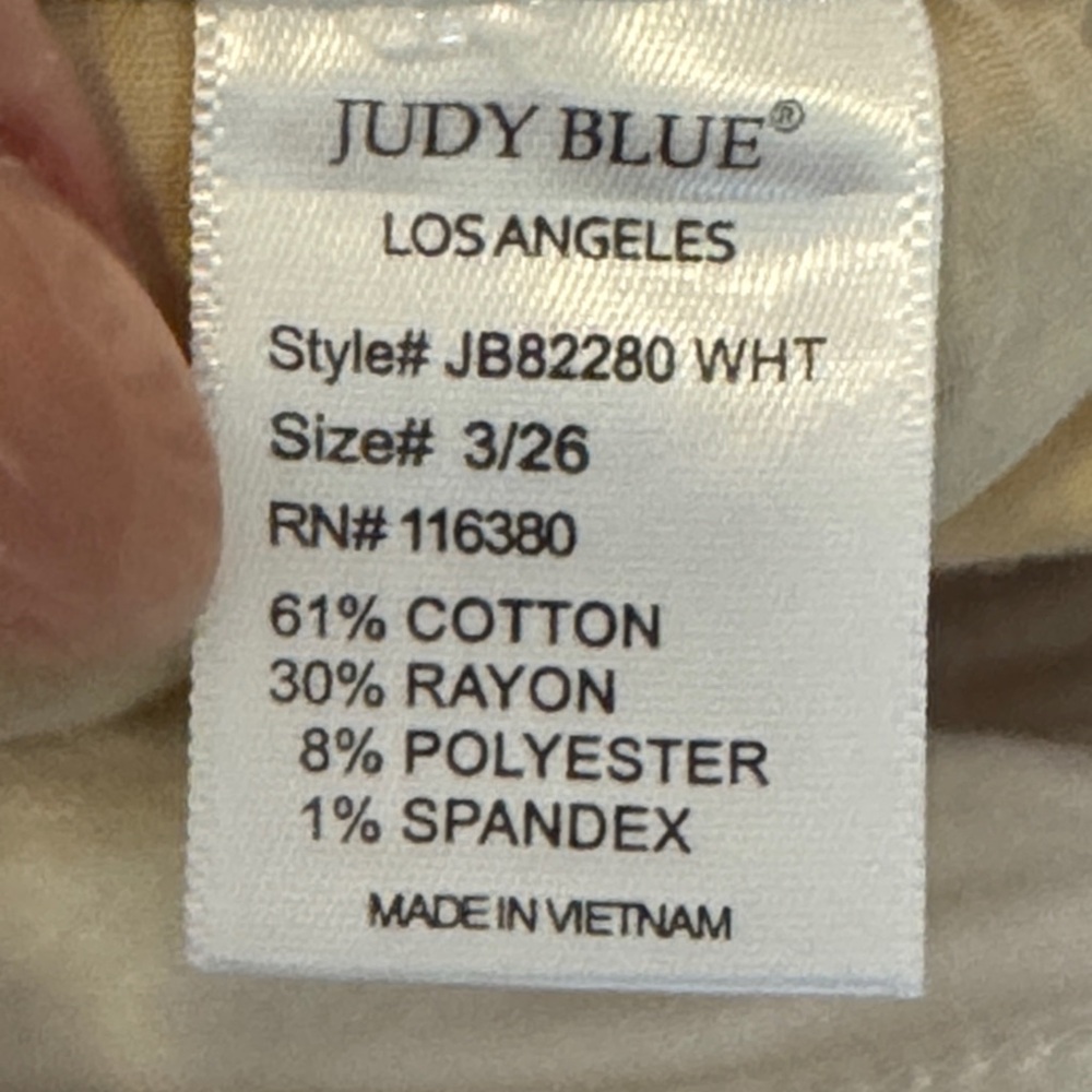 Judy Blue Women's White Distressed Denim Skinny Jeans Skinny Fit size 3 / 26 - Picture 14 of 16